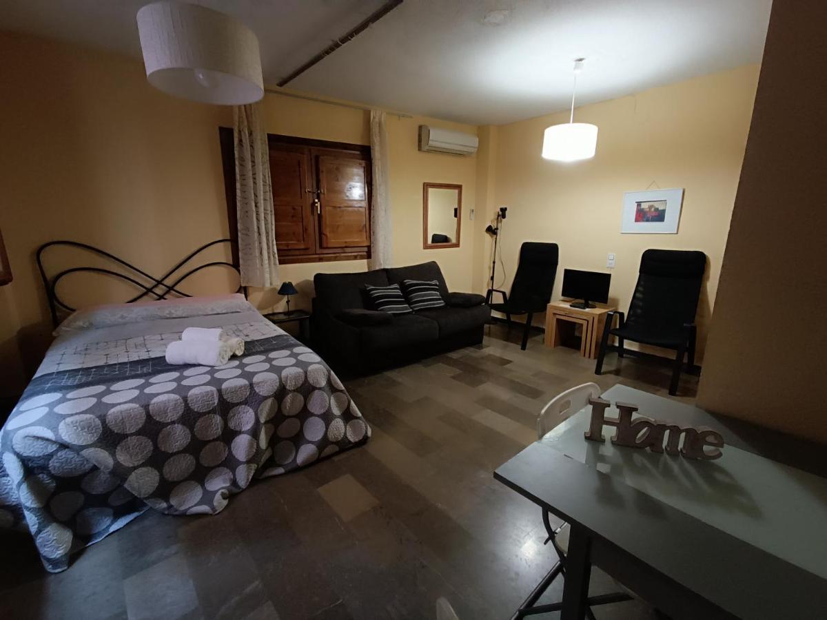 Centrico Estudio En Granada Luaran gambar